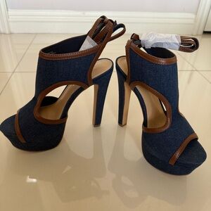 Shoe Dazzle Denim and Brown Platform Heels Y2K 6” Sky High Denim Platform Heels